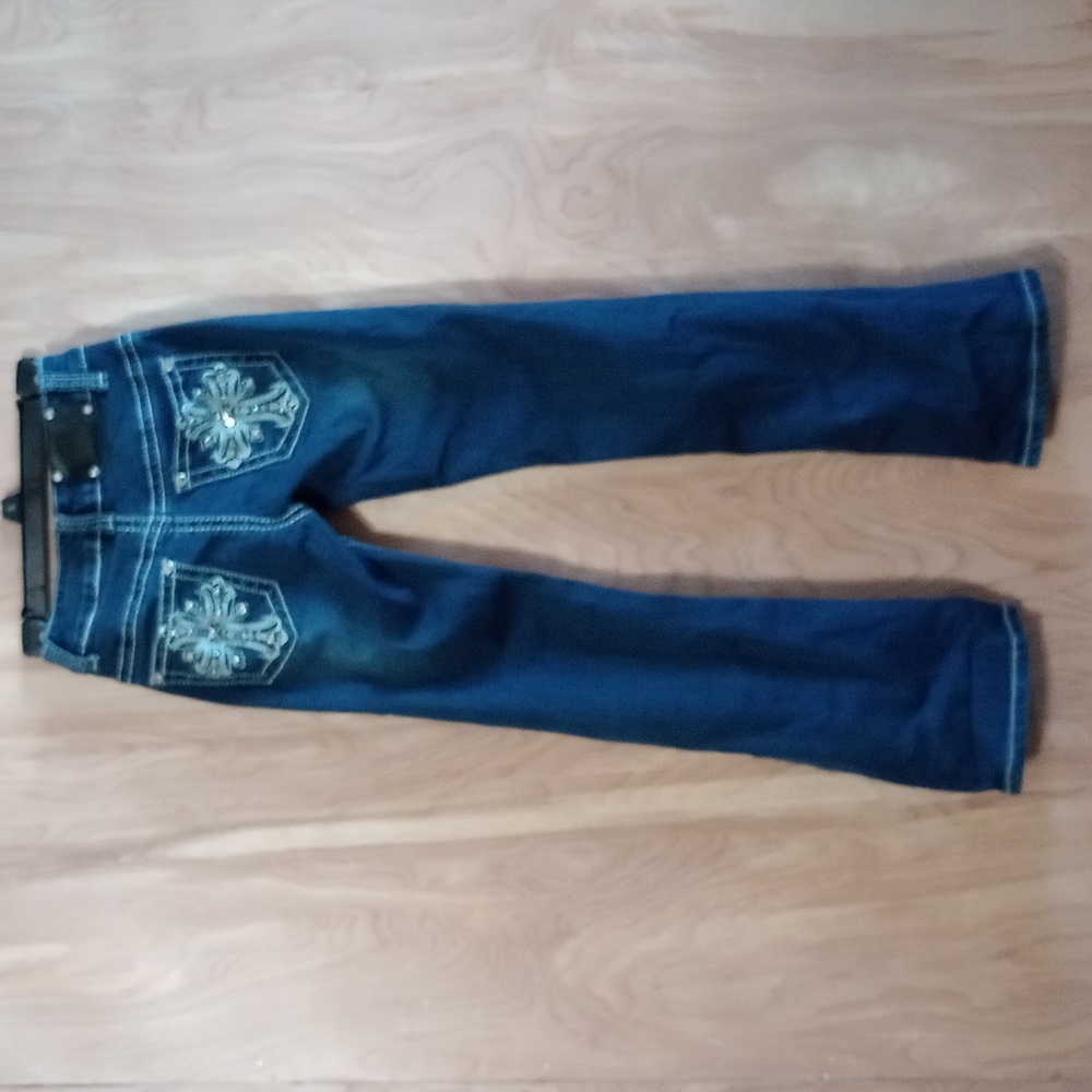Jeans - Picture 3 of 5